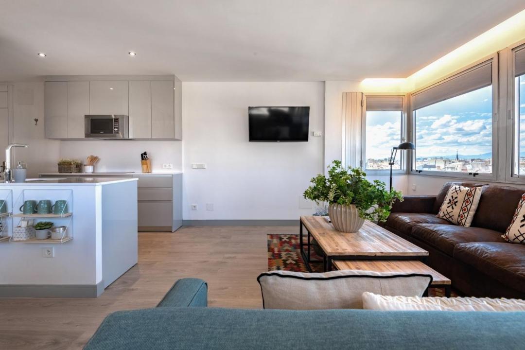 2 Bedrooms 1 Bathroom Furnished - Justicia - Incredible Views - Mintystay Madrid Exteriér fotografie