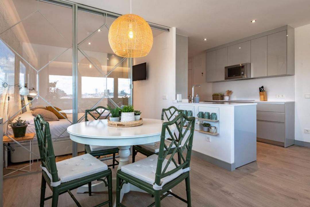 2 Bedrooms 1 Bathroom Furnished - Justicia - Incredible Views - Mintystay Madrid Exteriér fotografie